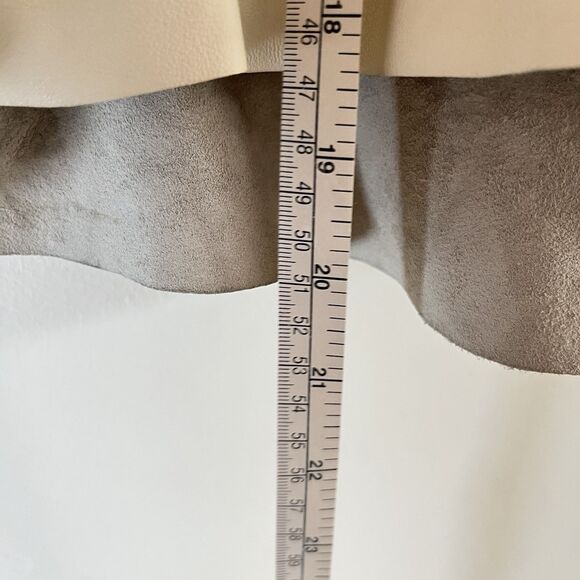 Arden B. white Lamb leather short sleeve crop jacket size M Soft - Picture 7 of 8